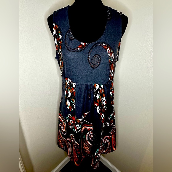 Dresses & Skirts - Women’s A frame vivid color dress.